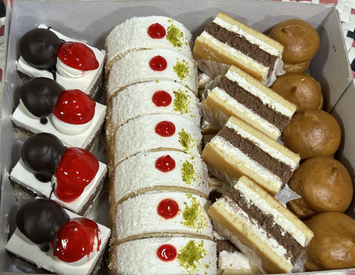 مخلوط شیرینی تر